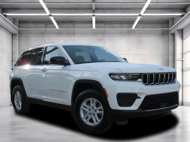2025 Jeep Grand Cherokee GRAND CHEROKEE LAREDO 4X2