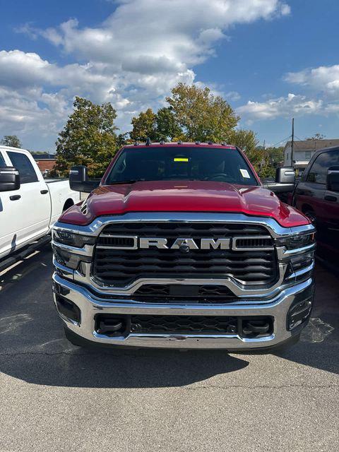 2026 RAM Ram 2500 RAM 2500 TRADESMAN CREW CAB 4X4 8 BOX