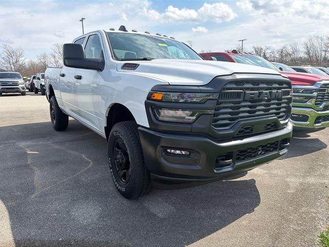 2026 RAM Ram 3500 RAM 3500 TRADESMAN CREW CAB 4X4 64 BOX