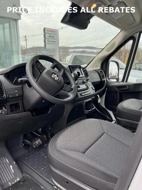2026 RAM Ram ProMaster RAM PROMASTER 1500 TRADESMAN CARGO VAN LOW ROOF 118 WB