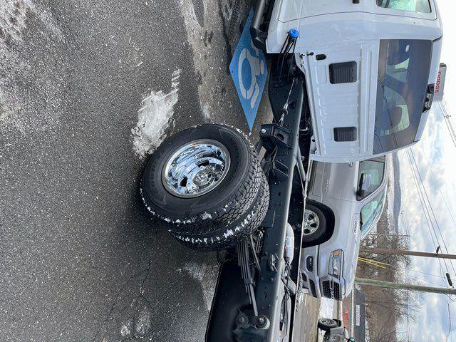 2026 RAM Ram 3500 Chassis Cab RAM 3500 TRADESMAN CHASSIS REGULAR CAB 4X4 60 CA 2026 RAM Ram 3500 Chassis Cab RAM 3500 TRADESMAN CHASSIS REGULAR CAB 4X4 60 CA