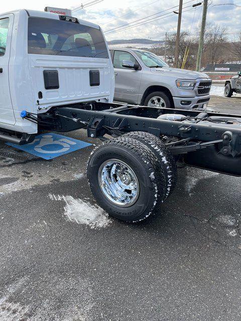 2026 RAM Ram 3500 Chassis Cab RAM 3500 TRADESMAN CHASSIS REGULAR CAB 4X4 60 CA