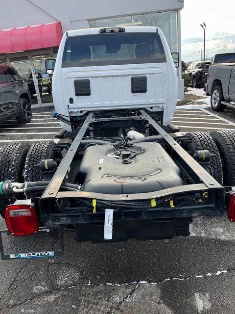 2026 Ram 3500 Chassis Cab Tradesman/Big Horn