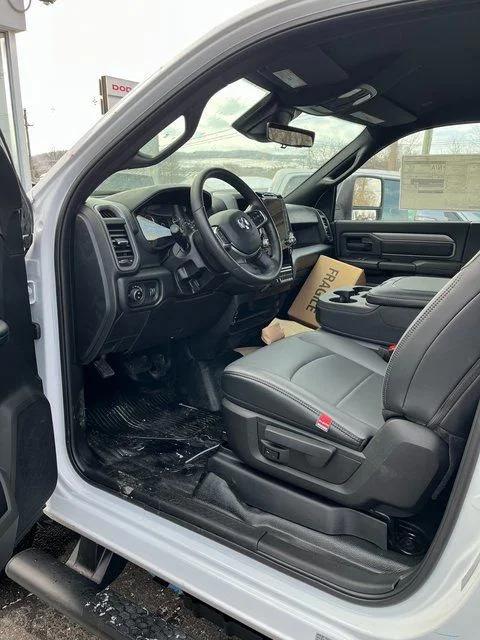 2026 Ram 3500 Chassis Cab Tradesman/Big Horn