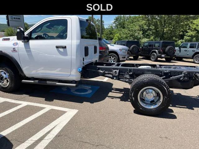 2026 RAM 3500 Chassis RAM 3500 TRADESMAN CHASSIS REGULAR CAB 4X4 60 CA