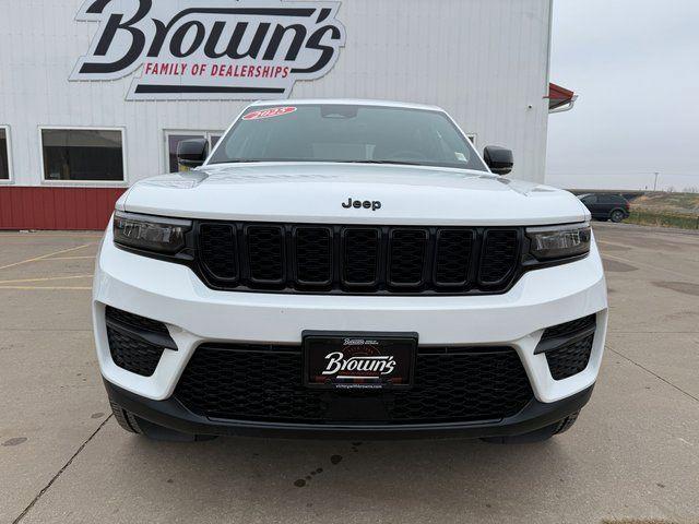 2025 Jeep Grand Cherokee GRAND CHEROKEE ALTITUDE X 4X4 2025 Jeep Grand Cherokee GRAND CHEROKEE ALTITUDE X 4X4