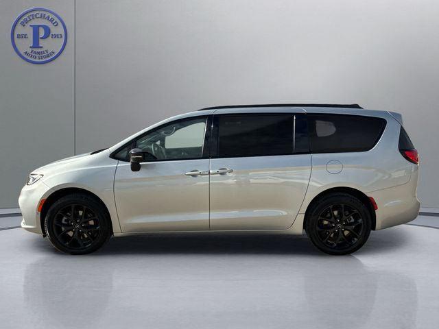 2026 Chrysler Pacifica Limited AWD