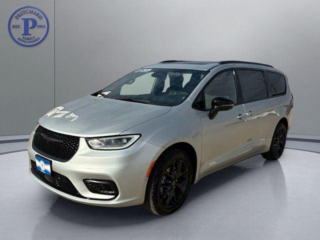 2026 Chrysler Pacifica Limited AWD