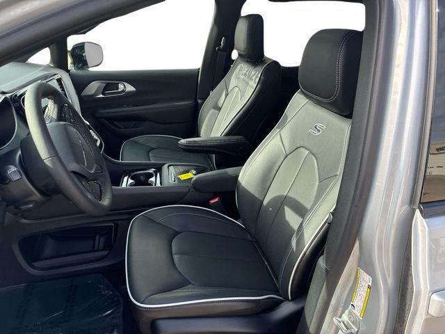 2026 Chrysler Pacifica Limited AWD