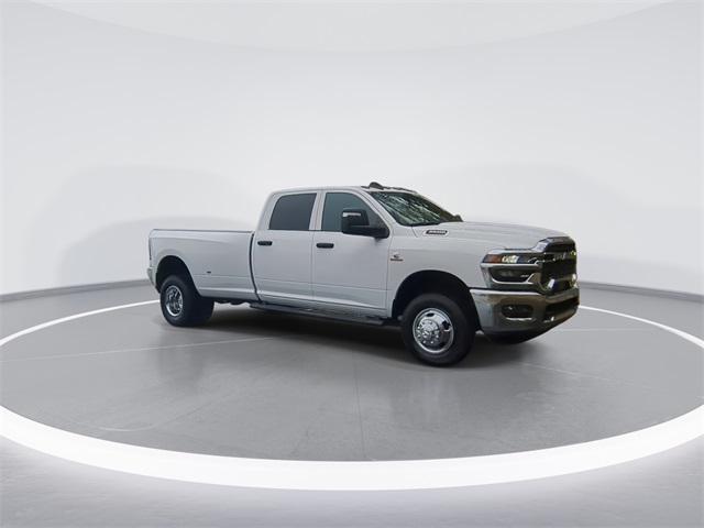2026 RAM Ram 3500 RAM 3500 TRADESMAN CREW CAB 4X4 8 BOX 2026 RAM Ram 3500 RAM 3500 TRADESMAN CREW CAB 4X4 8 BOX
