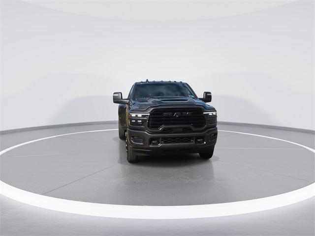 2026 RAM Ram 3500 RAM 3500 LARAMIE MEGA CAB 4X4 64 BOX 2026 RAM Ram 3500 RAM 3500 LARAMIE MEGA CAB 4X4 64 BOX