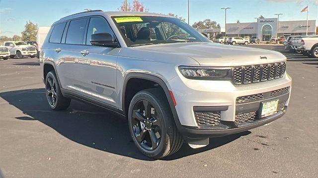 2025 Jeep Grand Cherokee GRAND CHEROKEE L ALTITUDE 4X2 2025 Jeep Grand Cherokee GRAND CHEROKEE L ALTITUDE 4X2