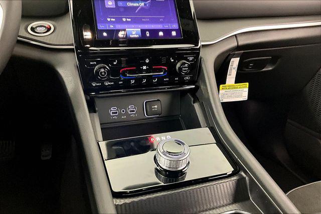 2025 Jeep Grand Cherokee Altitude X 4x2