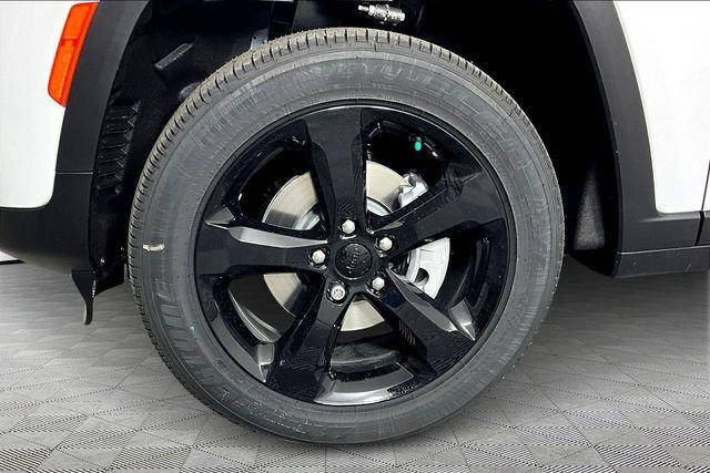 2025 Jeep Grand Cherokee Altitude X 4x2