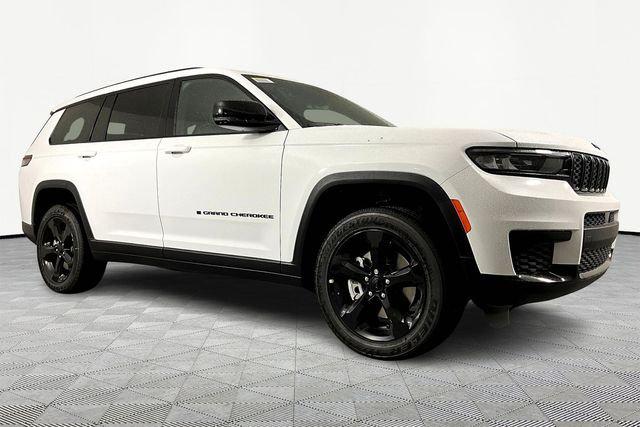 2025 Jeep Grand Cherokee GRAND CHEROKEE L ALTITUDE X 4X4