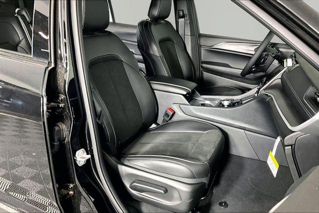 2025 Jeep Grand Cherokee Altitude X 4x4