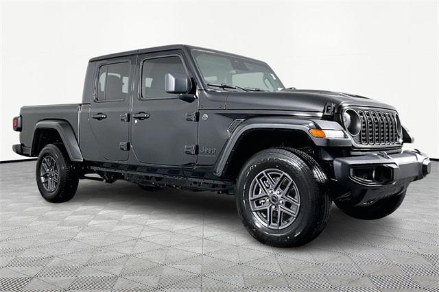 2026 Jeep Gladiator GLADIATOR SPORT S 4X4 2026 Jeep Gladiator GLADIATOR SPORT S 4X4