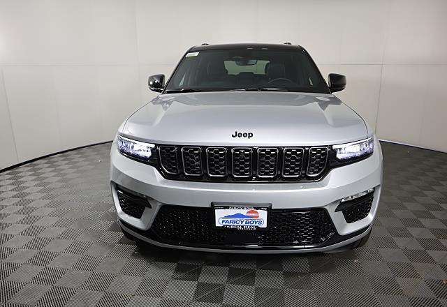 2025 Jeep Grand Cherokee GRAND CHEROKEE SUMMIT 4X4