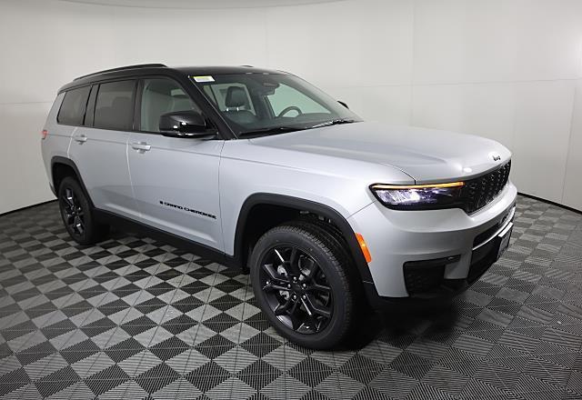 2025 Jeep Grand Cherokee GRAND CHEROKEE L LIMITED 4X4 2025 Jeep Grand Cherokee GRAND CHEROKEE L LIMITED 4X4