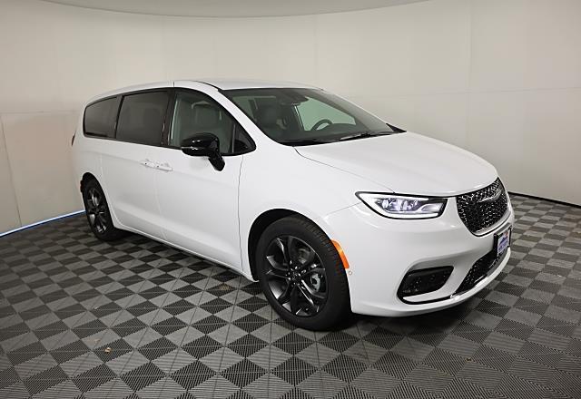 2026 Chrysler Pacifica PACIFICA SELECT 2026 Chrysler Pacifica PACIFICA SELECT