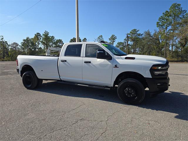 2026 RAM Ram 3500 RAM 3500 TRADESMAN CREW CAB 4X4 8 BOX