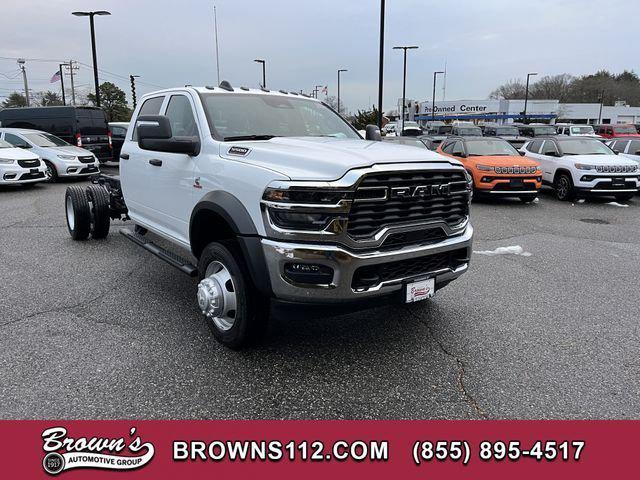 2026 RAM Ram 5500 Chassis Cab RAM 5500 TRADESMAN CHASSIS CREW CAB 4X4 84 CA