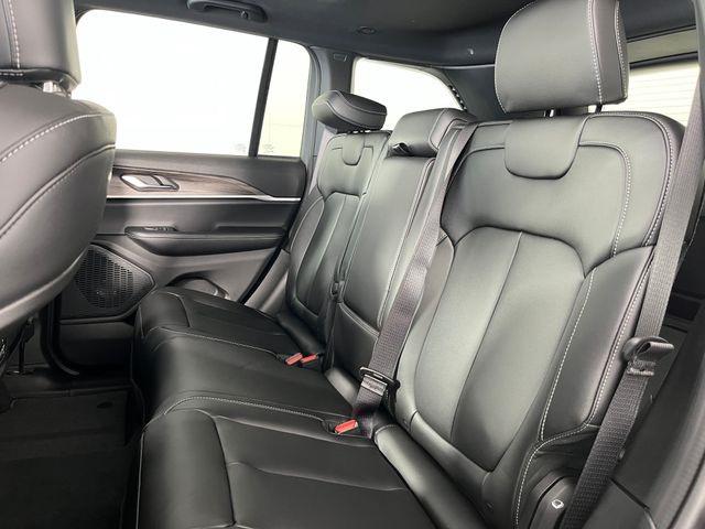 2025 Jeep Grand Cherokee GRAND CHEROKEE LIMITED 4X4 2025 Jeep Grand Cherokee GRAND CHEROKEE LIMITED 4X4