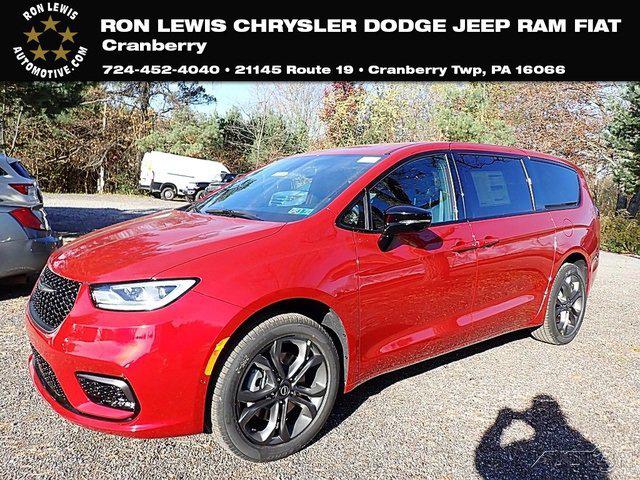 2026 Chrysler Pacifica PACIFICA SELECT AWD