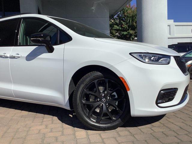 2026 Chrysler Pacifica PACIFICA LIMITED 2026 Chrysler Pacifica PACIFICA LIMITED