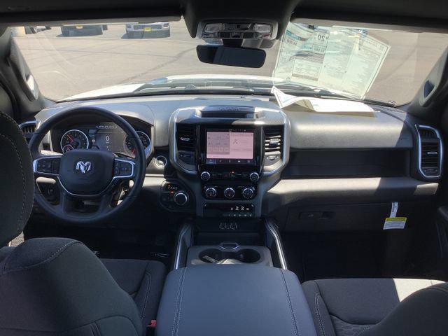2026 Ram 1500 Express Crew Cab 4x4 5'7" Box