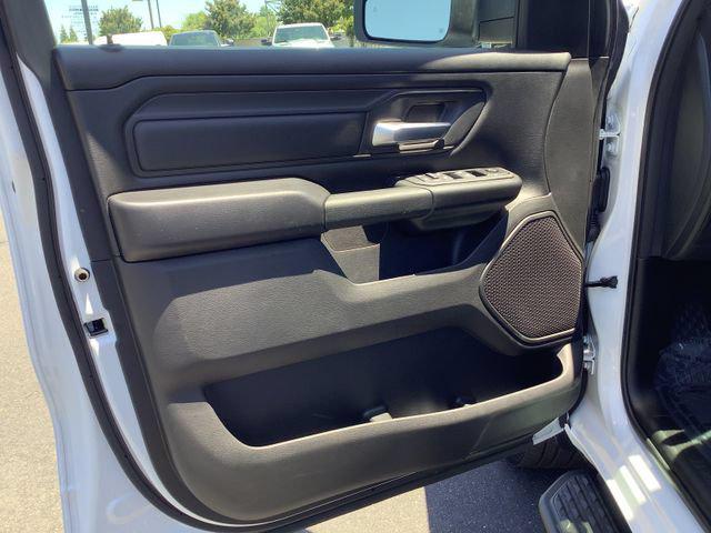 2026 Ram 1500 Express Crew Cab 4x4 5'7" Box