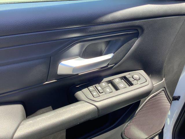2026 Ram 1500 Express Crew Cab 4x4 5'7" Box