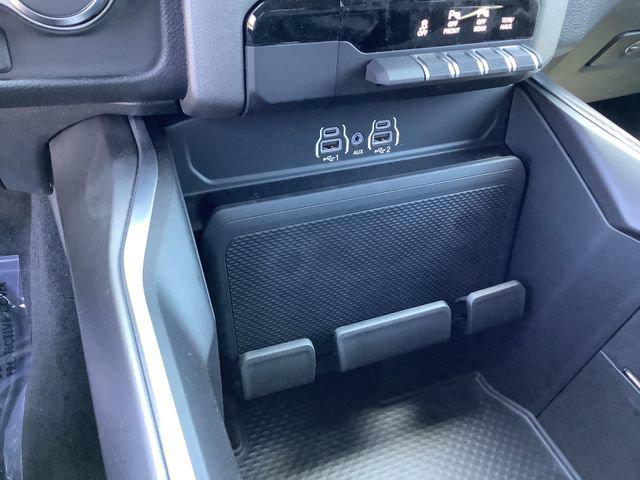 2026 Ram 1500 Express Crew Cab 4x4 5'7" Box