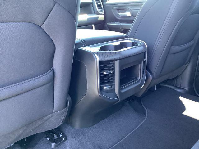 2026 Ram 1500 Express Crew Cab 4x4 5'7" Box