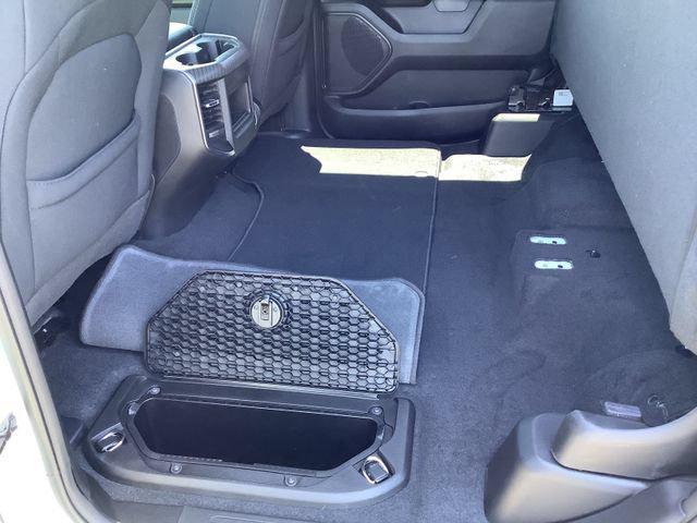 2026 Ram 1500 Express Crew Cab 4x4 5'7" Box