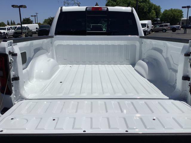 2026 Ram 1500 Express Crew Cab 4x4 5'7" Box