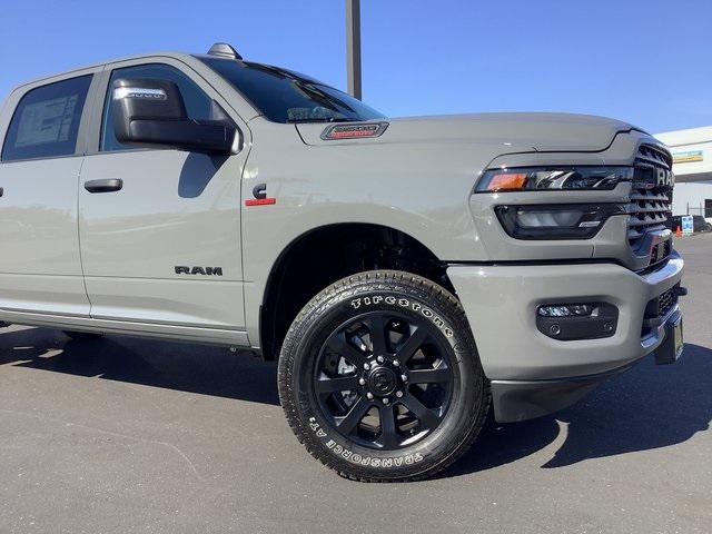2026 RAM Ram 3500 RAM 3500 BIG HORN CREW CAB 4X4 8 BOX
