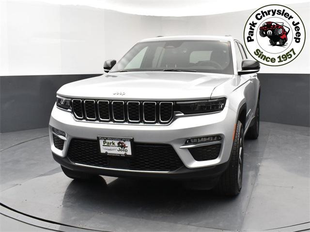 2025 Jeep Grand Cherokee GRAND CHEROKEE LIMITED 4X4 2025 Jeep Grand Cherokee GRAND CHEROKEE LIMITED 4X4