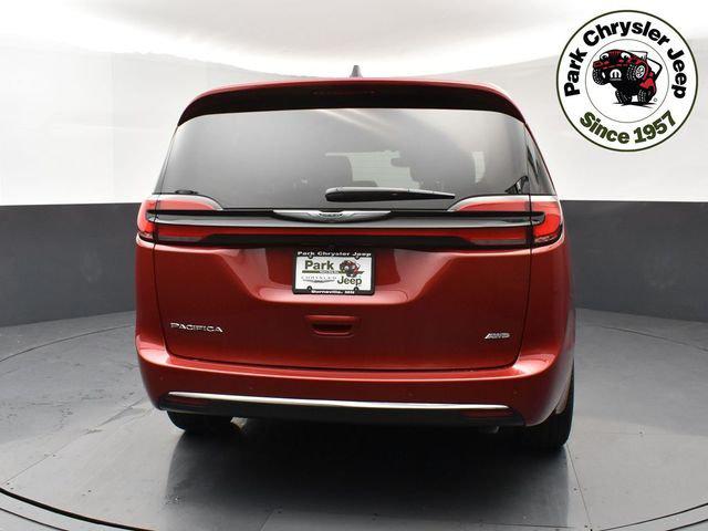 2026 Chrysler Pacifica PACIFICA SELECT AWD