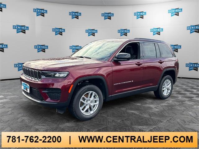 2025 Jeep Grand Cherokee GRAND CHEROKEE LAREDO X 4X4