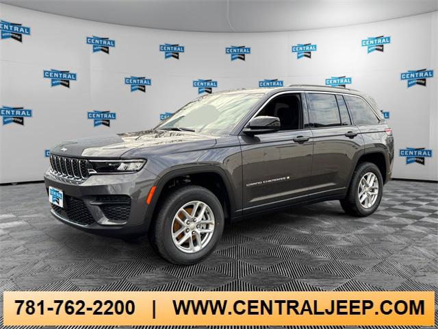 2025 Jeep Grand Cherokee GRAND CHEROKEE LAREDO X 4X4