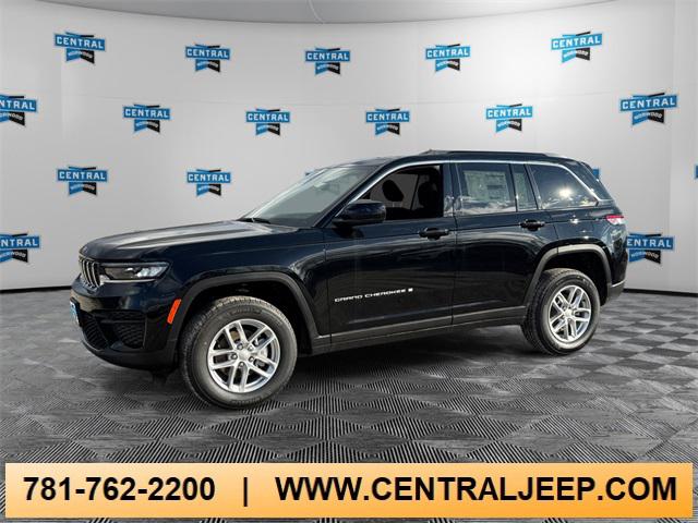 2025 Jeep Grand Cherokee GRAND CHEROKEE LAREDO X 4X4