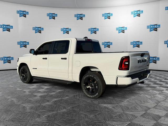 2025 RAM 1500 Tradesman Crew Cab 4x4 57 Box