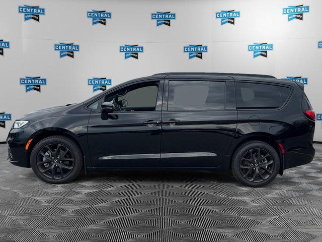 2026 Chrysler Pacifica PACIFICA LIMITED AWD