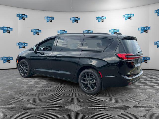 2026 Chrysler Pacifica PACIFICA LIMITED AWD