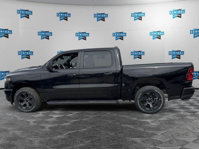 2026 RAM Ram 1500 RAM 1500 EXPRESS CREW CAB 4X4 57 BOX