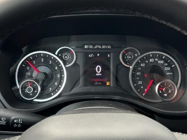 2026 Ram 1500 Big Horn Crew Cab 4x4 5'7" Box