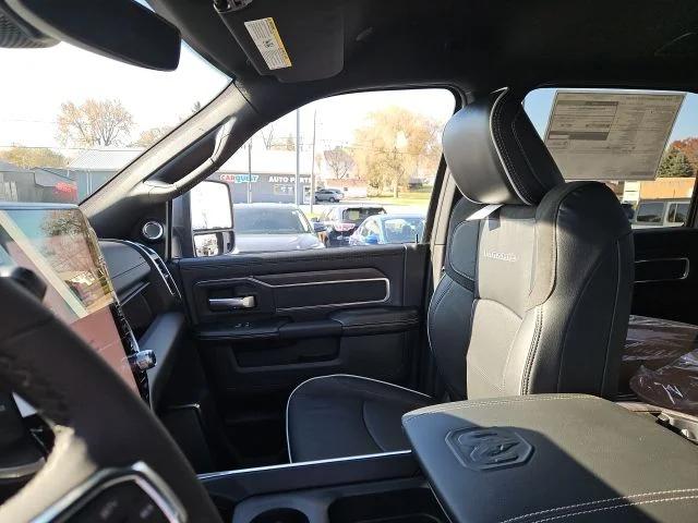 2026 Ram 2500 Laramie Crew Cab 4x4 64 Box