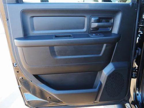 2026 Ram 2500 Black Express Crew Cab 4x4 6'4" Box