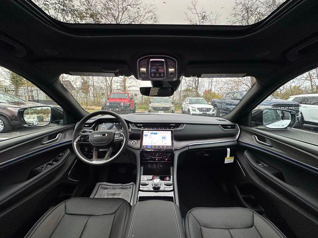 2025 Jeep Grand Cherokee GRAND CHEROKEE OVERLAND 4X4 2025 Jeep Grand Cherokee GRAND CHEROKEE OVERLAND 4X4